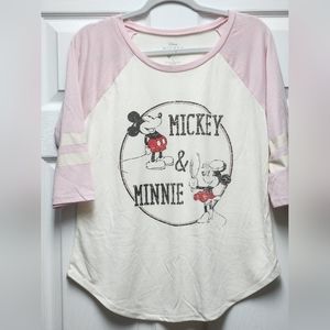 NWOT Disney 3/4 sleeve top size large